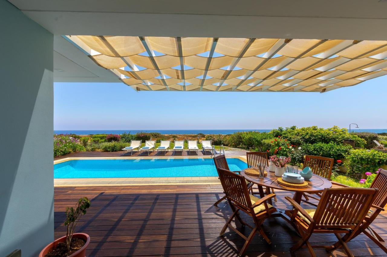 Protaras Beachfront Villa Alia Bagian luar foto