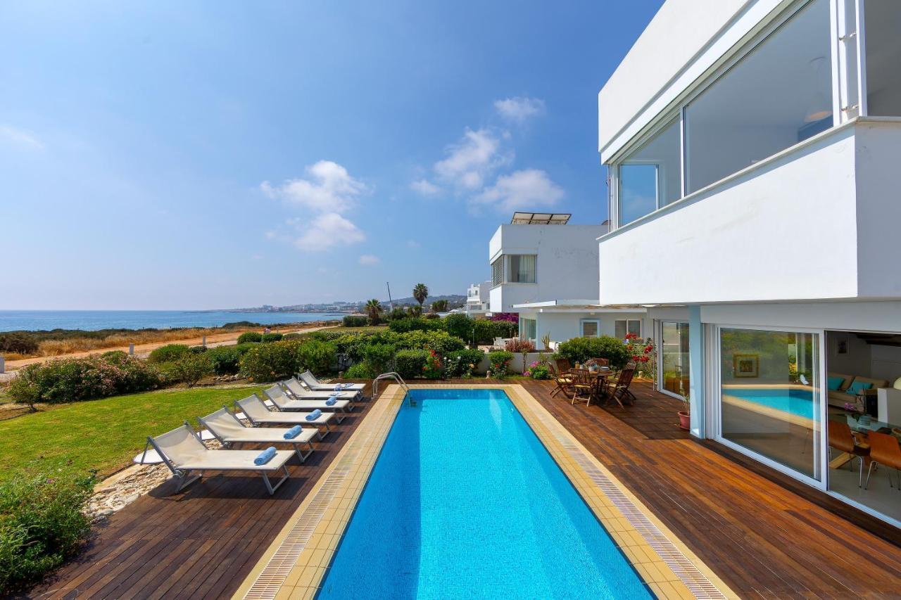 Protaras Beachfront Villa Alia Bagian luar foto