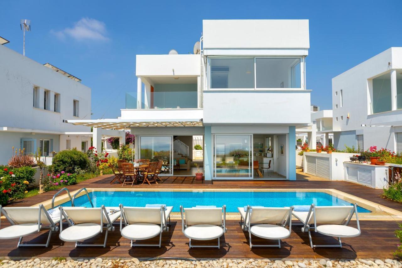 Protaras Beachfront Villa Alia Bagian luar foto