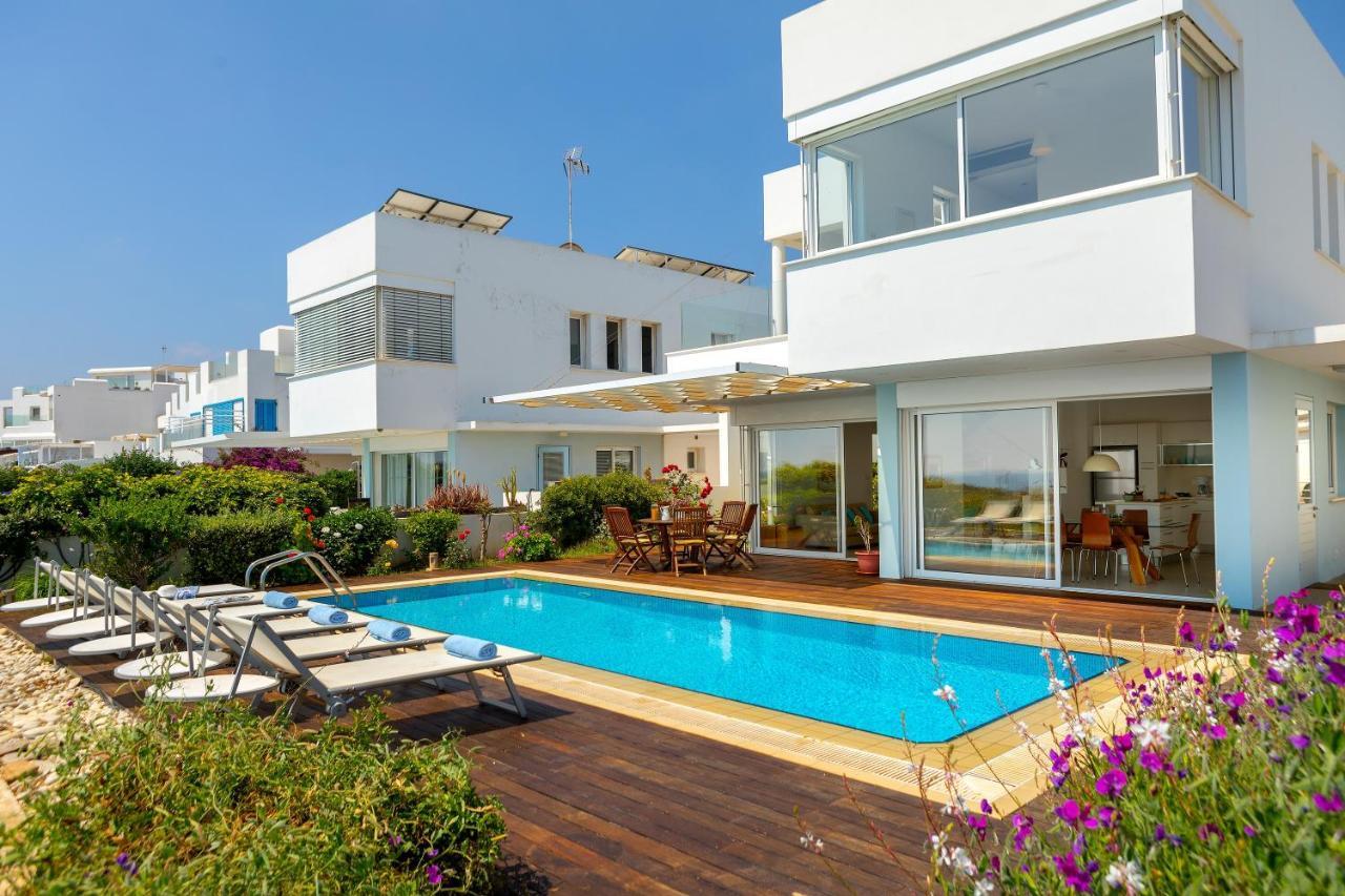 Protaras Beachfront Villa Alia Bagian luar foto
