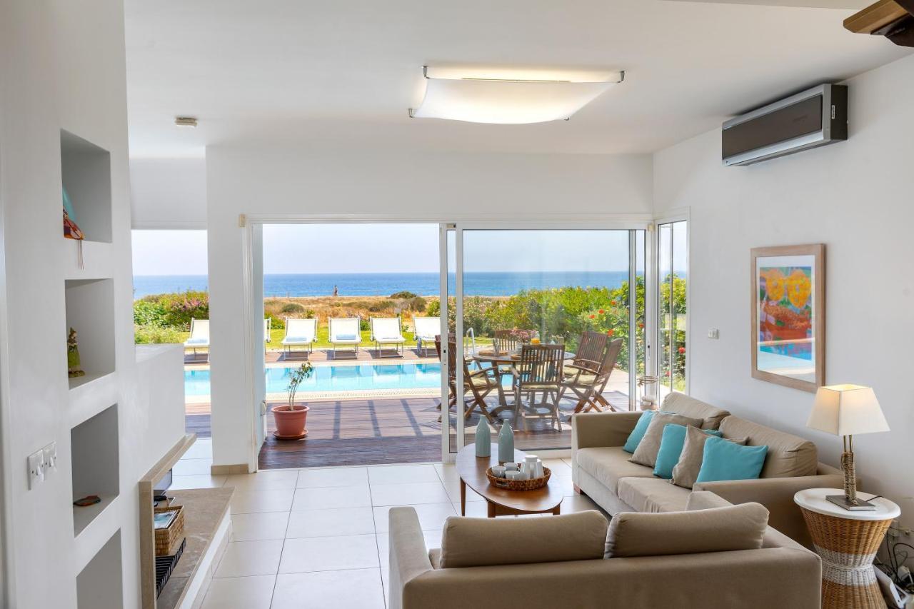 Protaras Beachfront Villa Alia Bagian luar foto