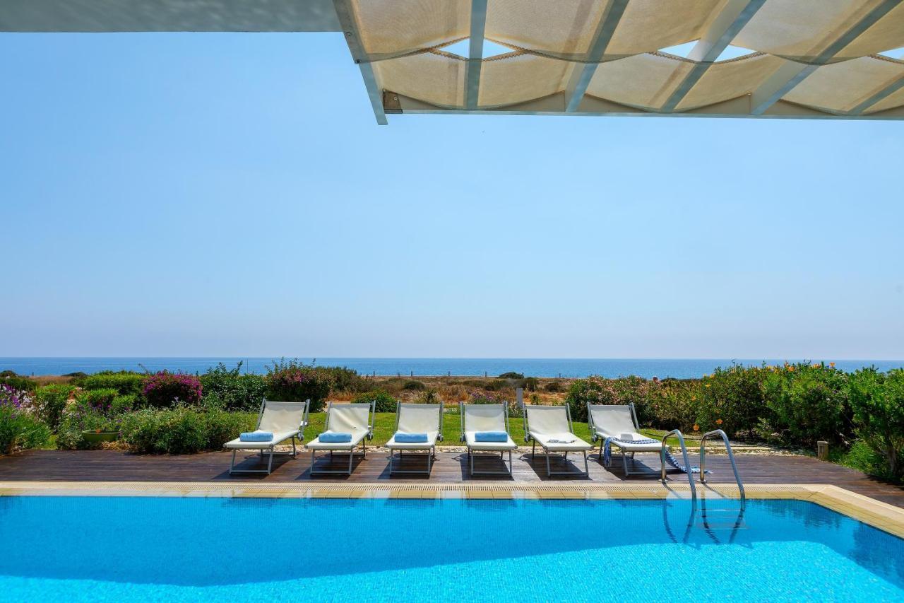 Protaras Beachfront Villa Alia Bagian luar foto