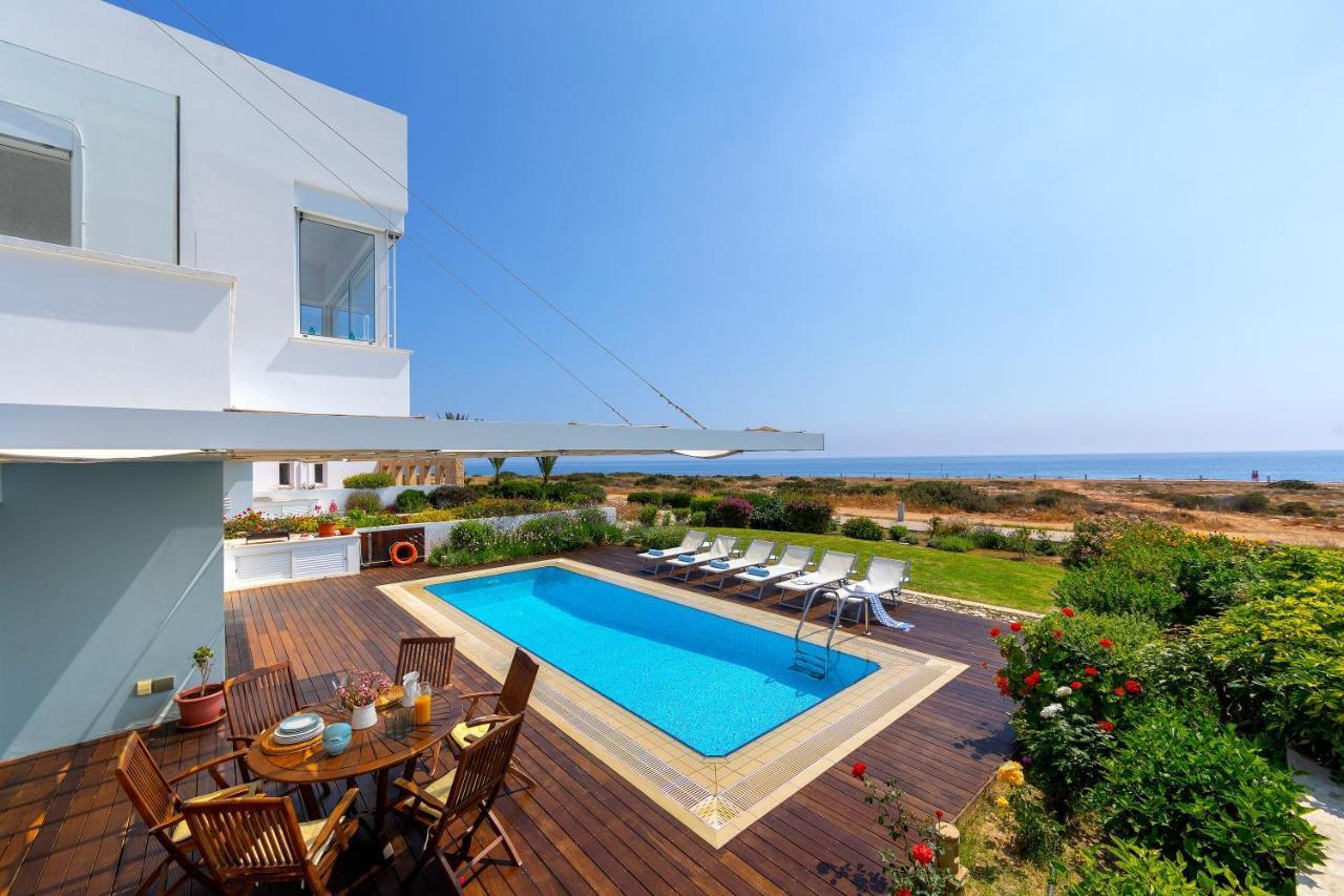 Protaras Beachfront Villa Alia Bagian luar foto
