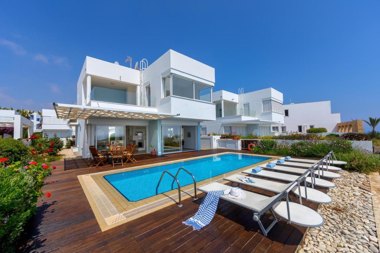 Protaras Beachfront Villa Alia Bagian luar foto