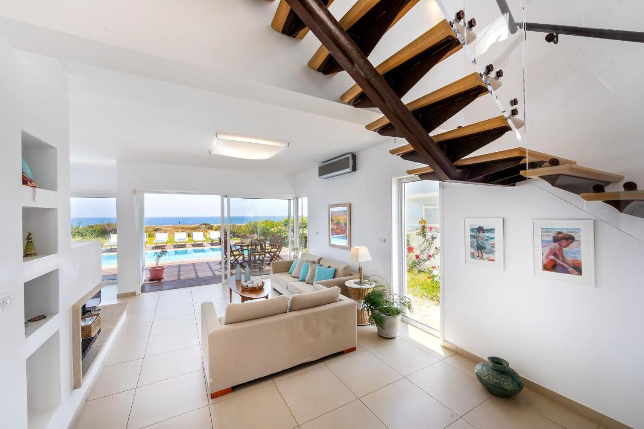 Protaras Beachfront Villa Alia Bagian luar foto