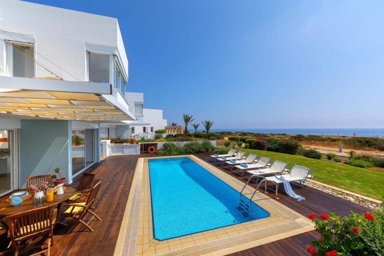Protaras Beachfront Villa Alia Bagian luar foto