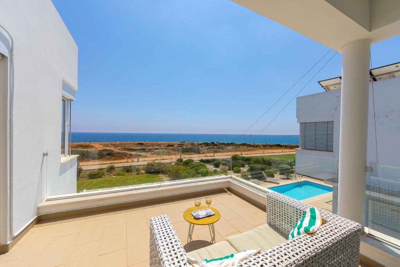 Protaras Beachfront Villa Alia Bagian luar foto