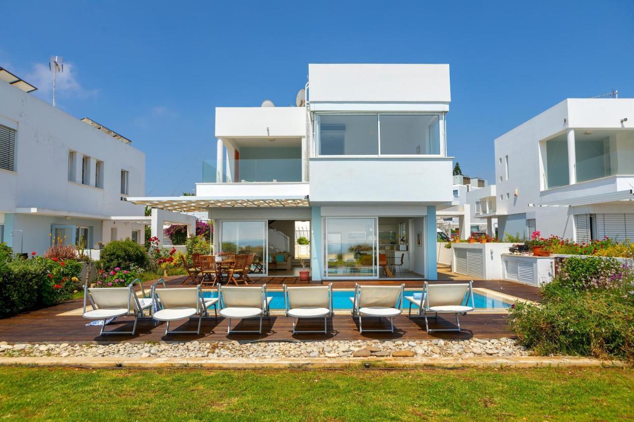Protaras Beachfront Villa Alia Bagian luar foto