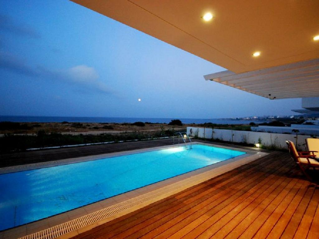 Protaras Beachfront Villa Alia Bagian luar foto